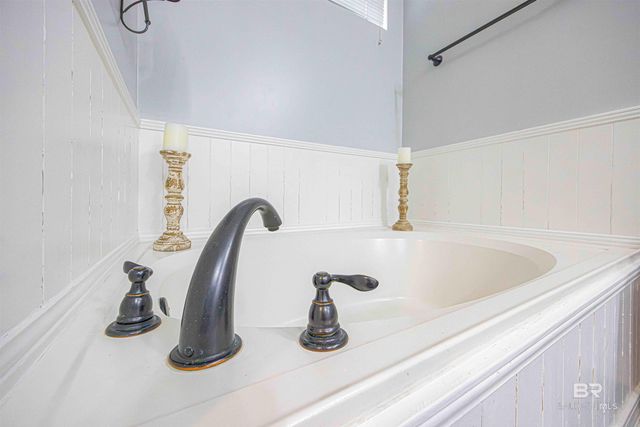 689 Ridgewood Drive, Daphne, AL 36526