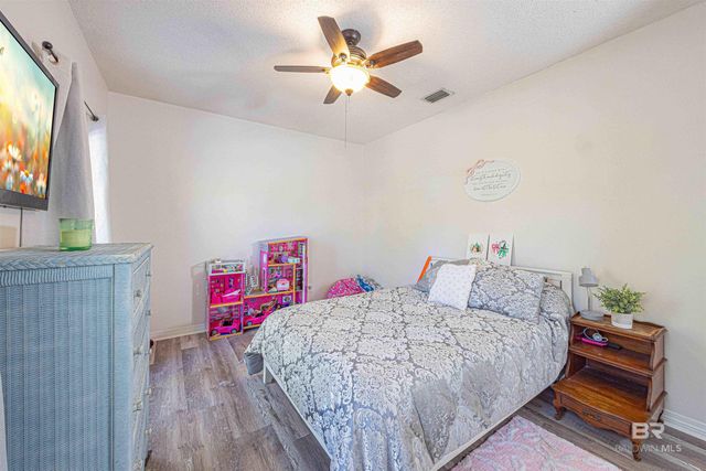689 Ridgewood Drive, Daphne, AL 36526