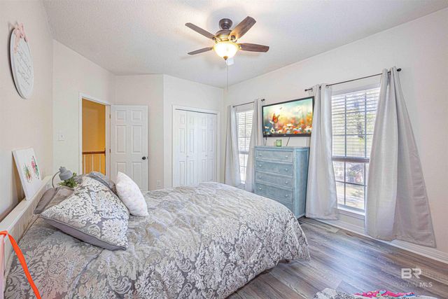 689 Ridgewood Drive, Daphne, AL 36526