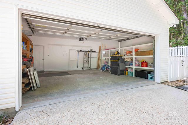 689 Ridgewood Drive, Daphne, AL 36526