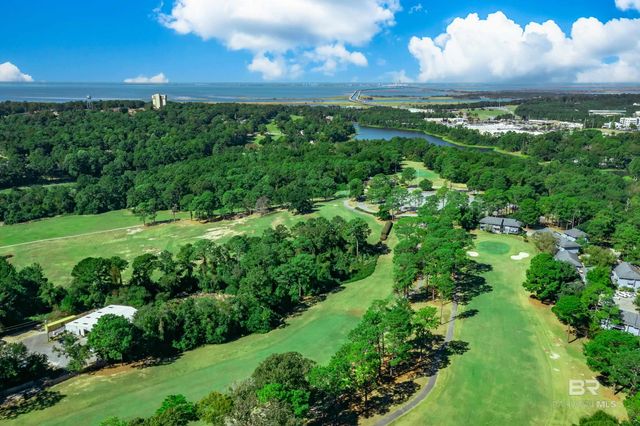 689 Ridgewood Drive, Daphne, AL 36526