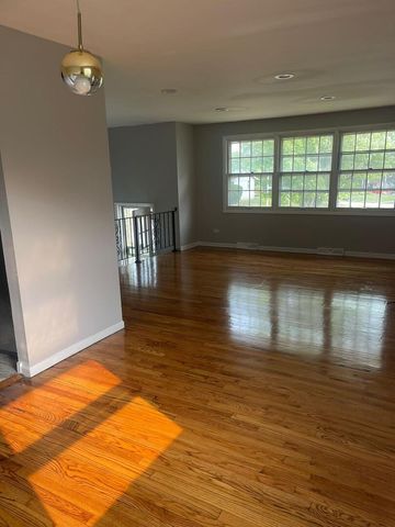 16916 Magnolia Drive, Hazel Crest, IL 60429