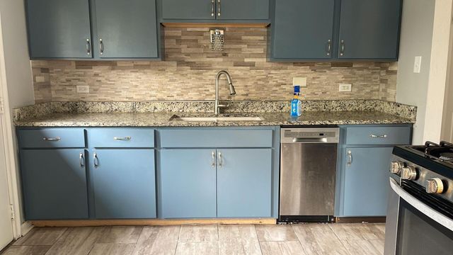 16916 Magnolia Drive, Hazel Crest, IL 60429