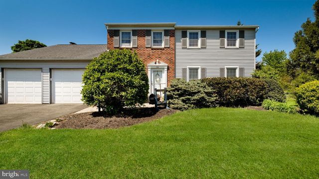 634 CONESTOGA LN, Lansdale, PA 19446