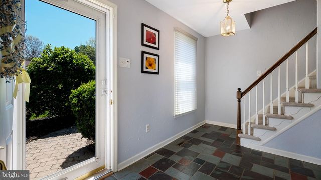 634 CONESTOGA LN, Lansdale, PA 19446