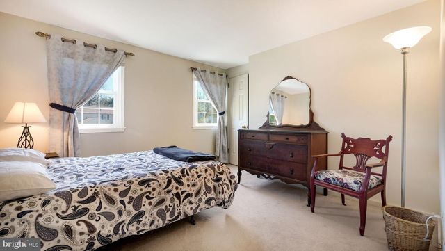 634 CONESTOGA LN, Lansdale, PA 19446