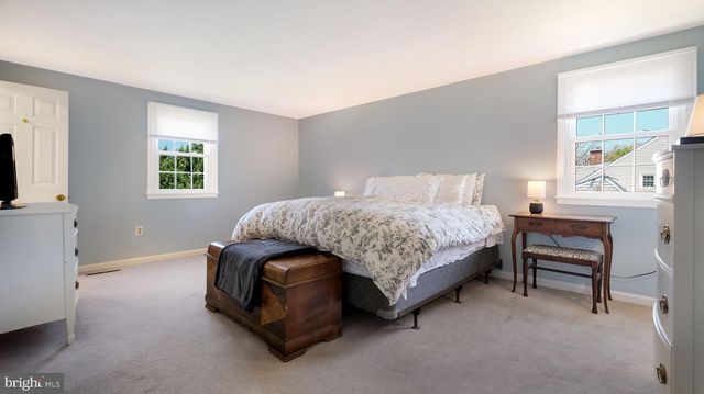 634 CONESTOGA LN, Lansdale, PA 19446