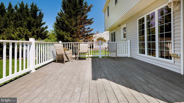 634 CONESTOGA LN, Lansdale, PA 19446