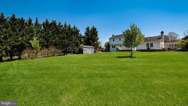 634 CONESTOGA LN, Lansdale, PA 19446