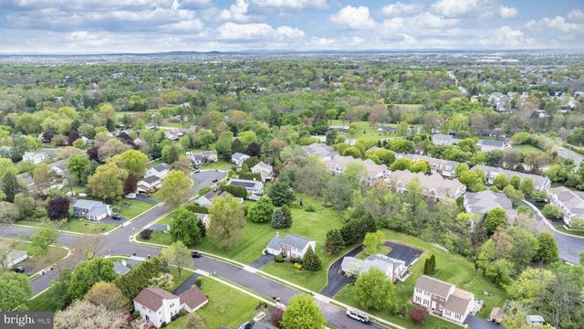 634 CONESTOGA LN, Lansdale, PA 19446