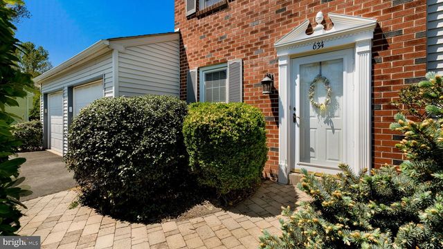 634 CONESTOGA LN, Lansdale, PA 19446