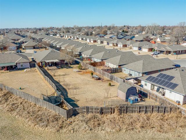 1000 Westridge Drive, Yukon, OK 73099