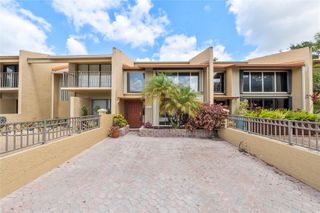 701 E Coco Plum Cir 4, Plantation, FL 33324