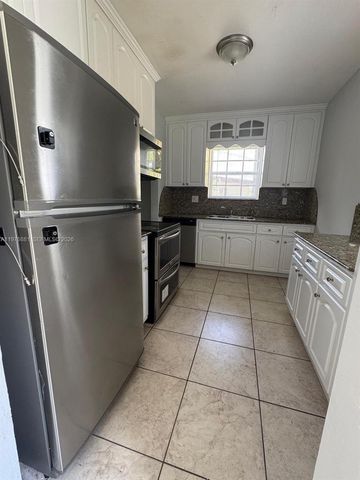 16981 NE 8th Ct, North Miami Beach, FL 33162