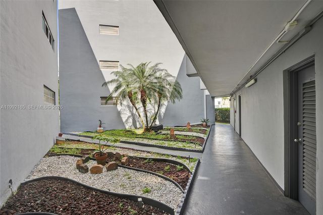 1601 NE 191 ST B112, Miami, FL 33179