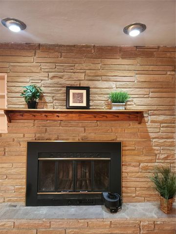 1233 LORIE CIRCLE, Brandon, FL 33510