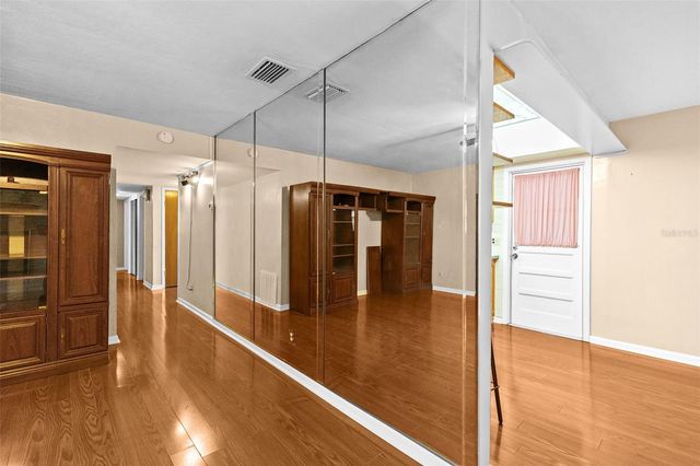 1233 LORIE CIRCLE, Brandon, FL 33510