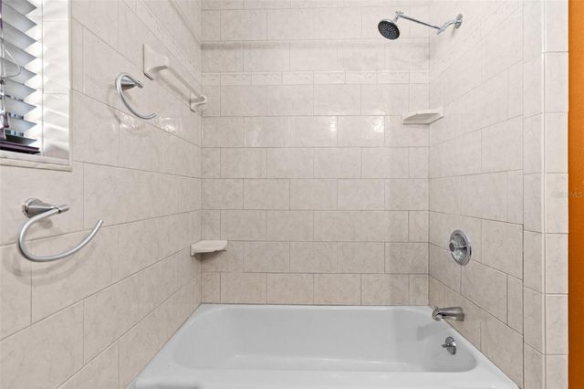 1233 LORIE CIRCLE, Brandon, FL 33510