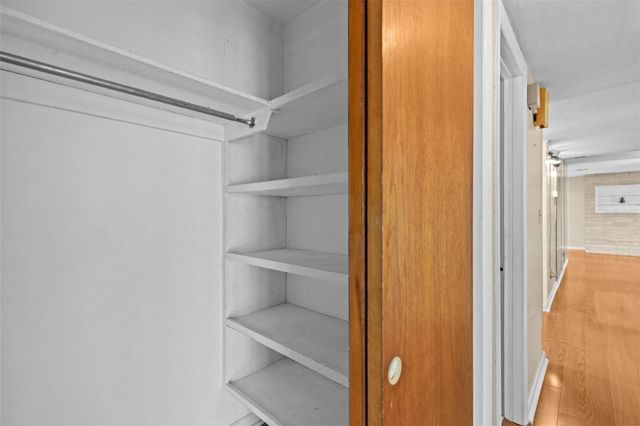 1233 LORIE CIRCLE, Brandon, FL 33510