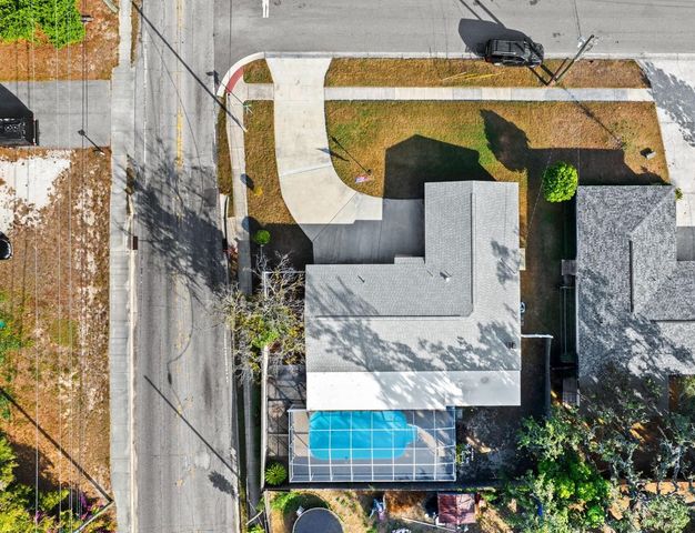 1233 LORIE CIRCLE, Brandon, FL 33510