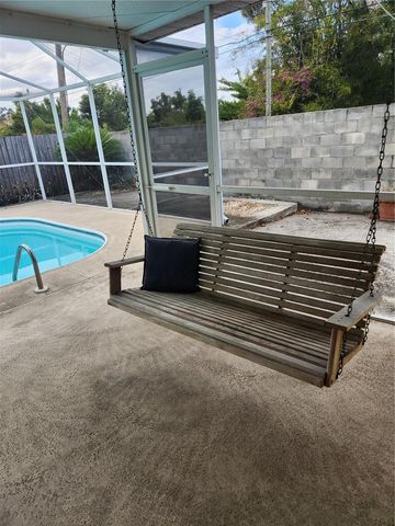 1233 LORIE CIRCLE, Brandon, FL 33510