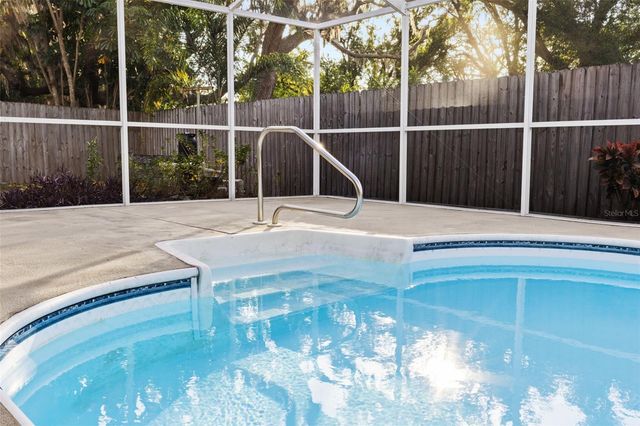 1233 LORIE CIRCLE, Brandon, FL 33510