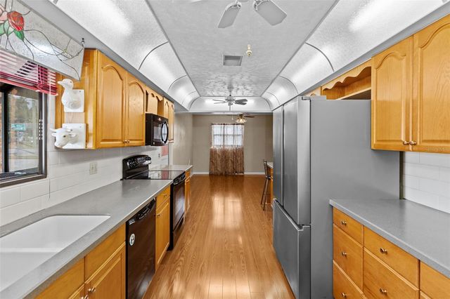 1233 LORIE CIRCLE, Brandon, FL 33510