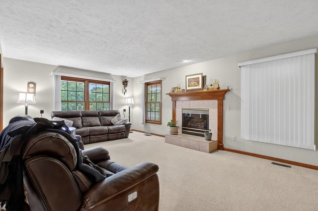 6325 Knoll Drive, Middleville, MI 49333