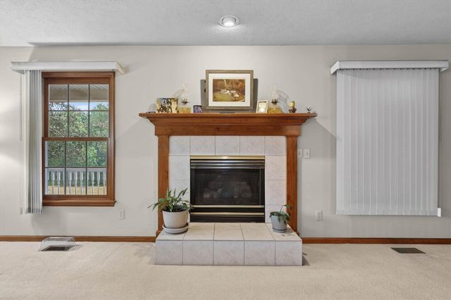 6325 Knoll Drive, Middleville, MI 49333