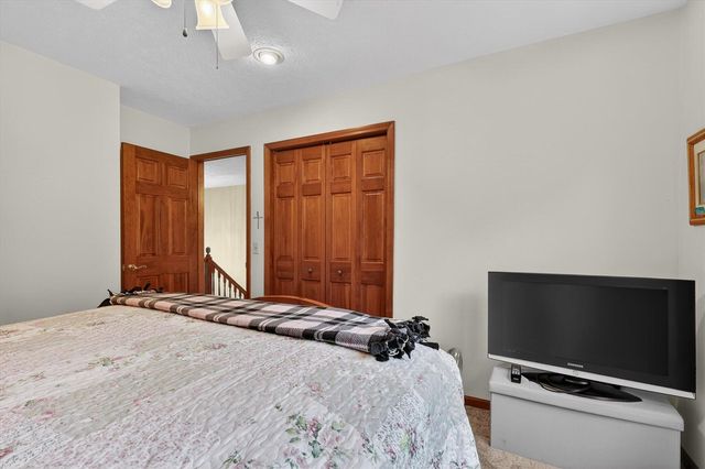 6325 Knoll Drive, Middleville, MI 49333