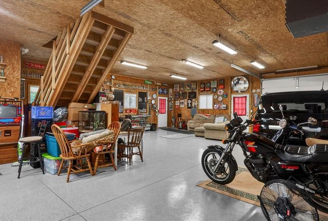 6325 Knoll Drive, Middleville, MI 49333