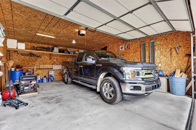 6325 Knoll Drive, Middleville, MI 49333