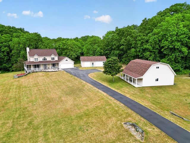 6325 Knoll Drive, Middleville, MI 49333
