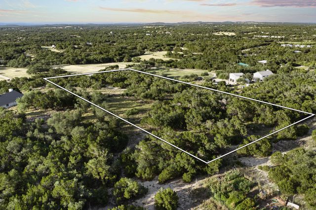 5601 W Fitzhugh RD, Dripping Springs, TX 78620