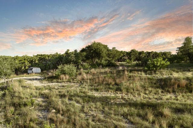 5601 W Fitzhugh RD, Dripping Springs, TX 78620