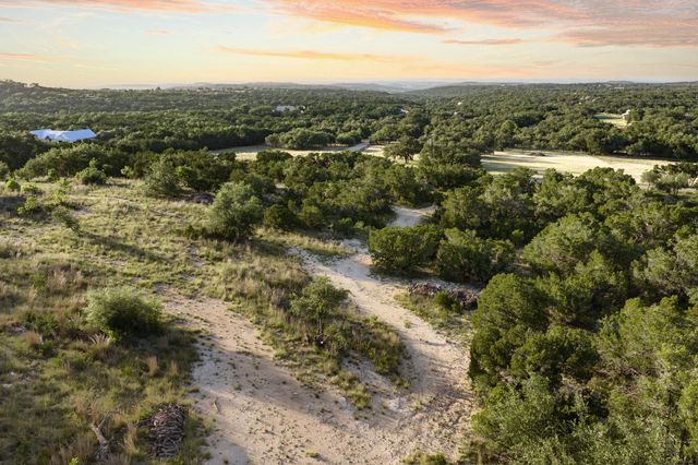 5601 W Fitzhugh RD, Dripping Springs, TX 78620