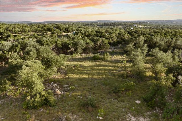 5601 W Fitzhugh RD, Dripping Springs, TX 78620