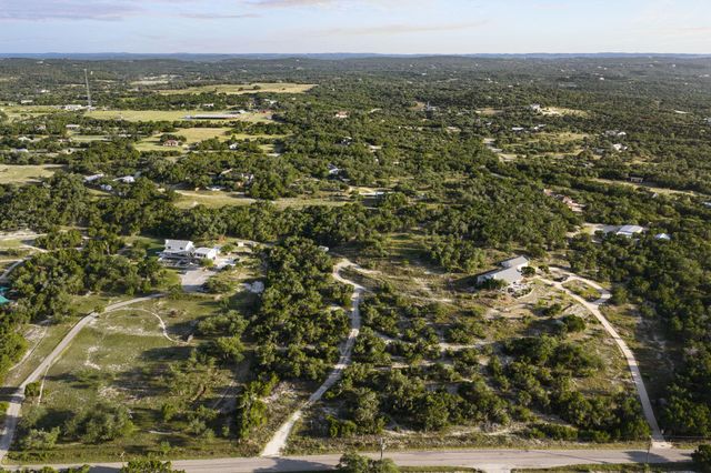 5601 W Fitzhugh RD, Dripping Springs, TX 78620