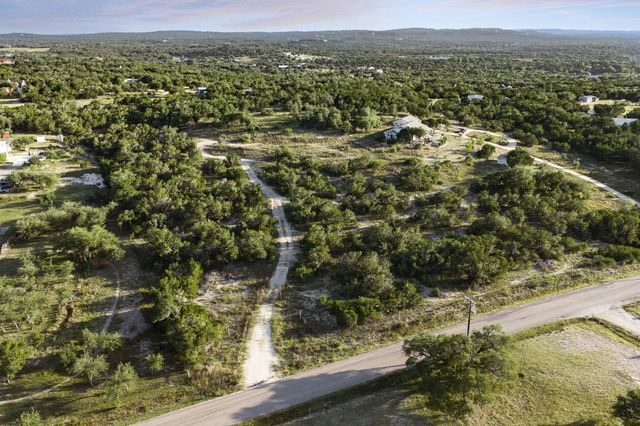 5601 W Fitzhugh RD, Dripping Springs, TX 78620