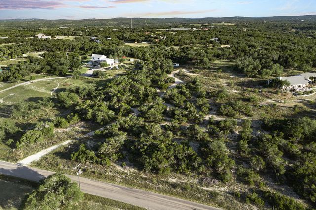 5601 W Fitzhugh RD, Dripping Springs, TX 78620