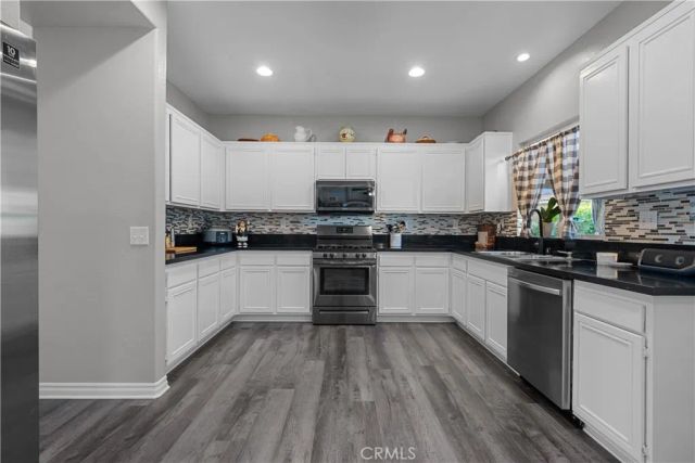 2763 Chaplin, Lancaster, CA 93536