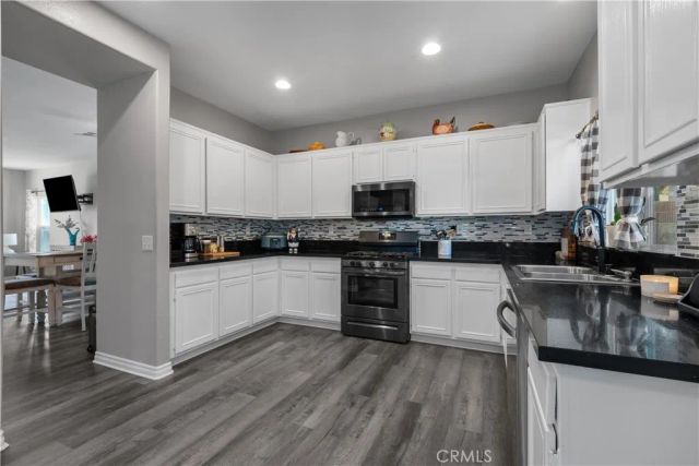 2763 Chaplin, Lancaster, CA 93536