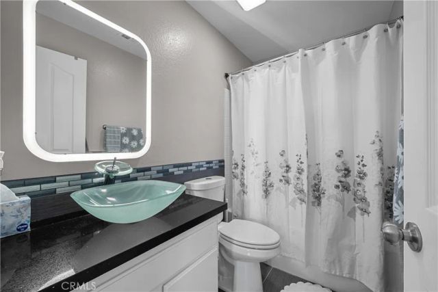 2763 Chaplin, Lancaster, CA 93536