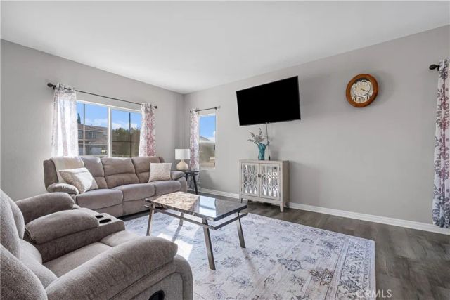 2763 Chaplin, Lancaster, CA 93536