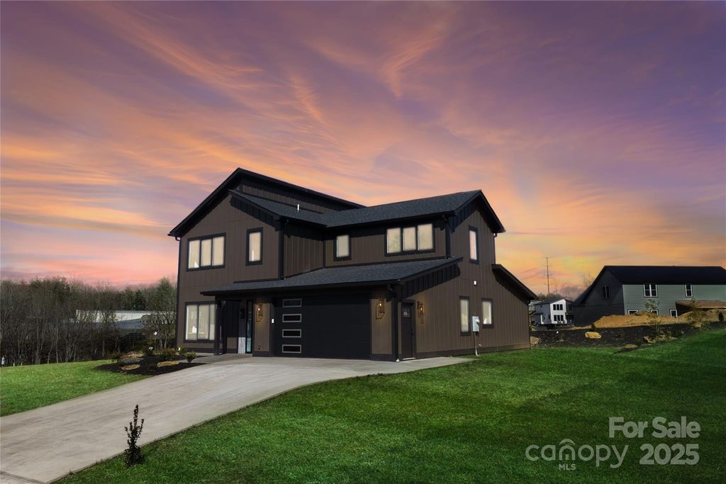 97 Scott Meadows Drive, Asheville, NC 28806