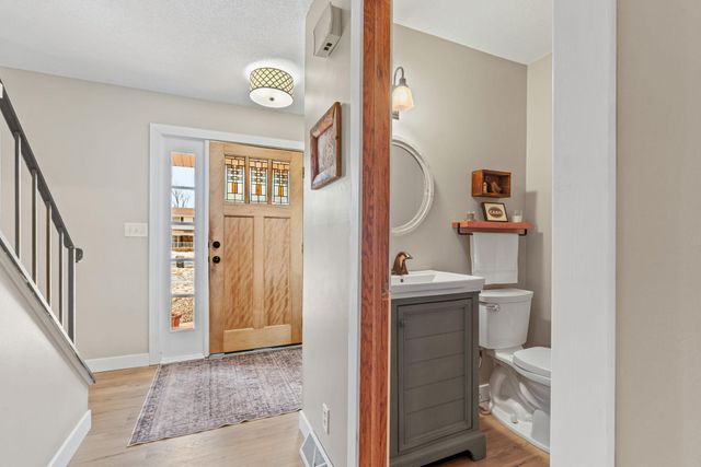 26215 Freeport Avenue, Wyoming, MN 55092