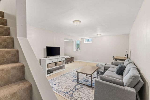 26215 Freeport Avenue, Wyoming, MN 55092