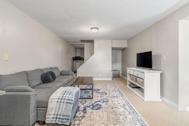 26215 Freeport Avenue, Wyoming, MN 55092