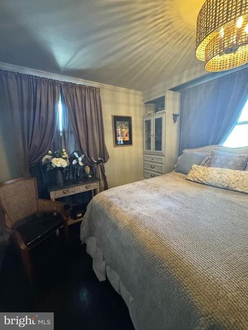 24 ESTATE RD, Lumberton, NJ 08048