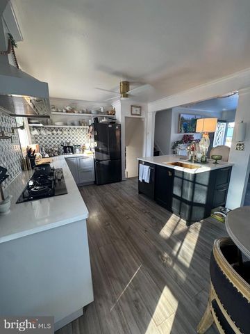 24 ESTATE RD, Lumberton, NJ 08048